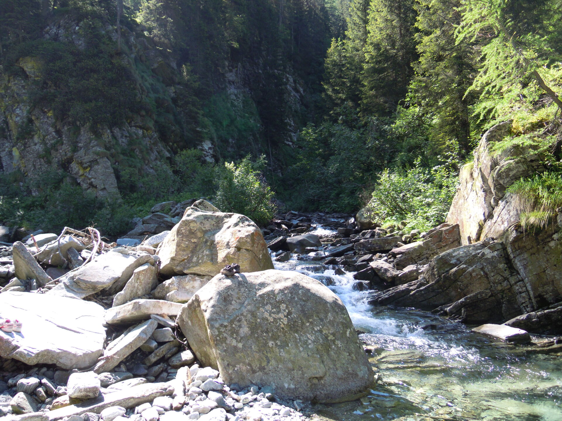 River Isorno, Valle Isorno