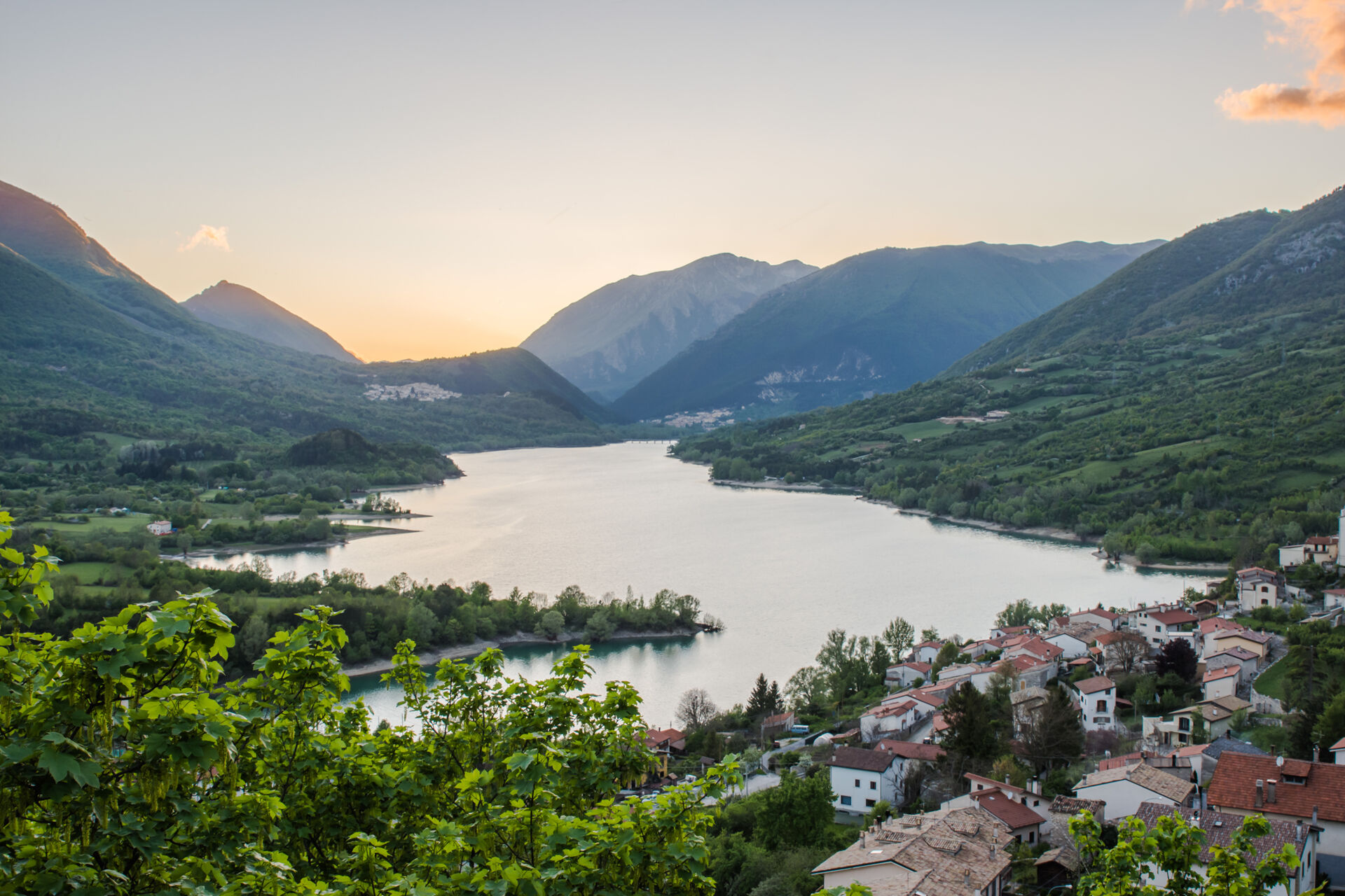 Lago di Barrea, Parco Nazionale Abruzzo, Lazio e Molise